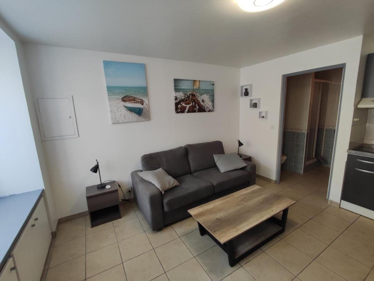 Studio 2 Personnes En Centre Ville Saint-Pierre-de-Plesguen ภายนอก รูปภาพ
